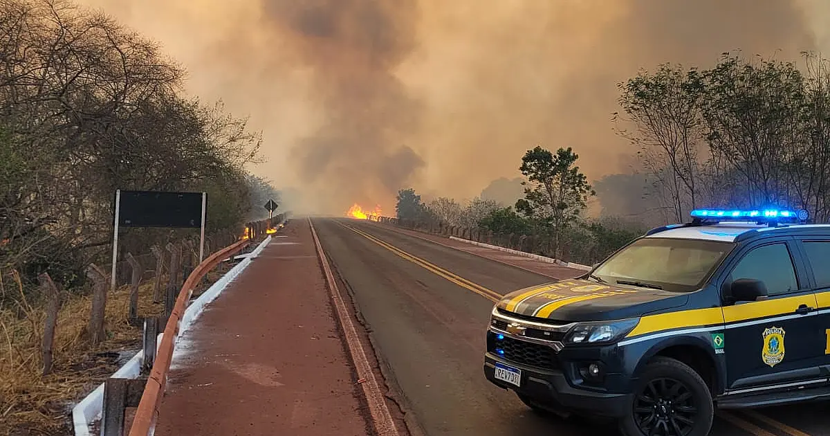 Motoristas devem ter atenção redobrada nas rodovias em áreas de incêndio