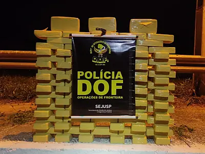 Casal é preso com 103 kg de cocaína na BR 262