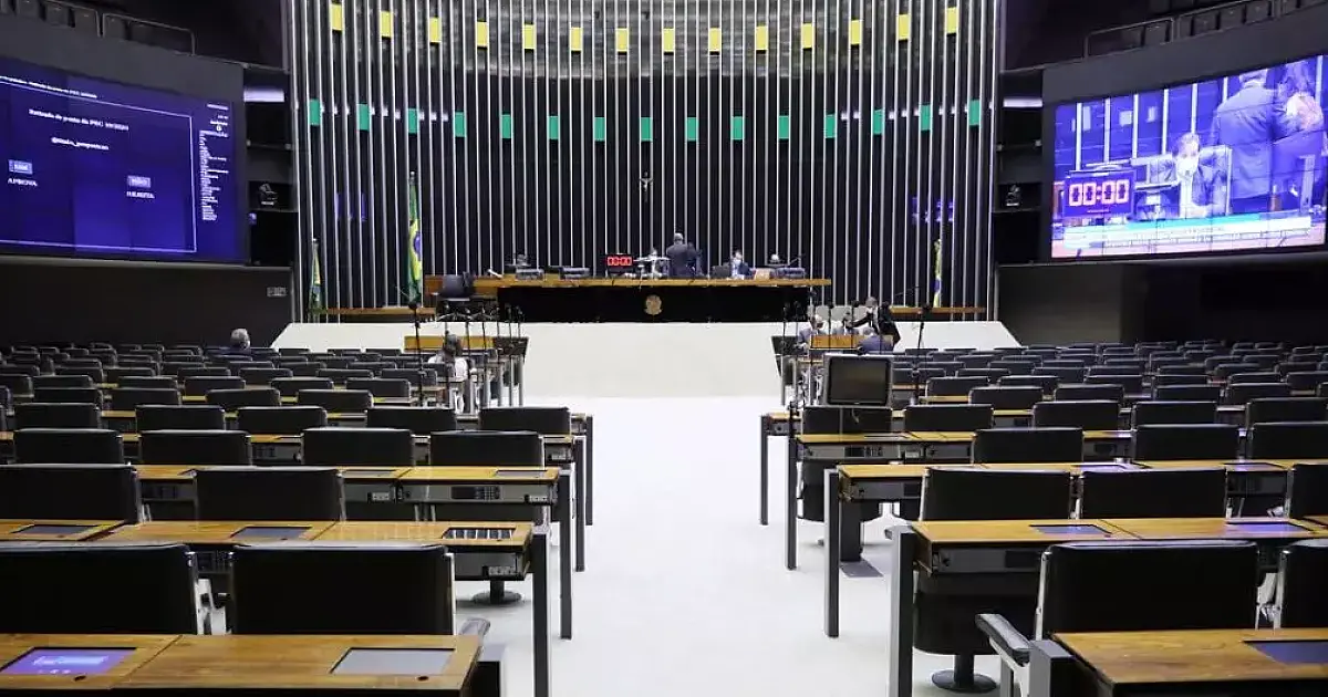 Deputados de MS se dividem sobre cobrança de mensalidades em universidades públicas