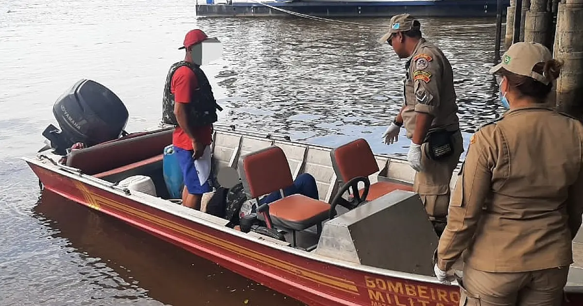 Mulher com dores e mobilidade comprometida é resgatada de barco no Paiaguás