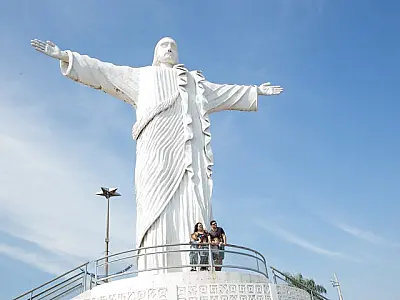 Campanha Agosto Lilás vai iluminar o Cristo em Corumbá