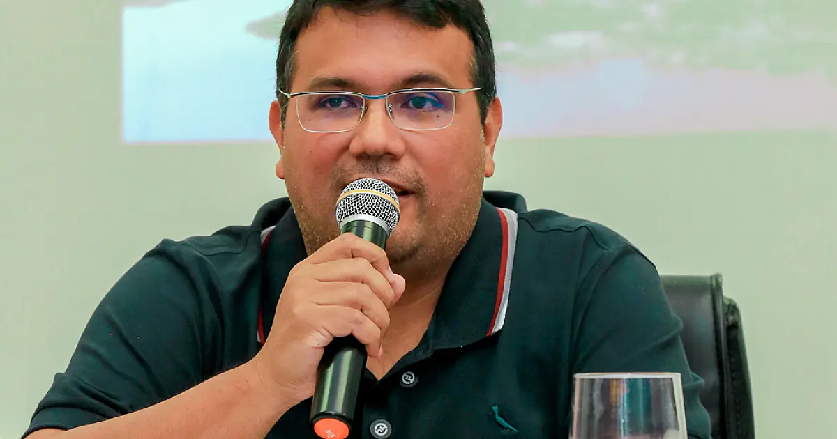 Prefeito Gabriel Alves defende legalidade e transparência em credenciamento