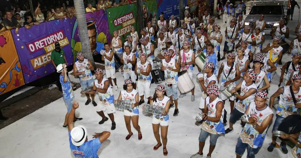 Desfile dos blocos oficiais é destaque de hoje no Carnaval de Corumbá