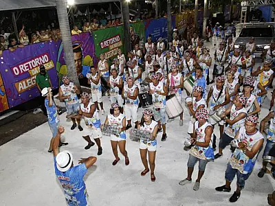 Desfile dos blocos oficiais é destaque de hoje no Carnaval de Corumbá
