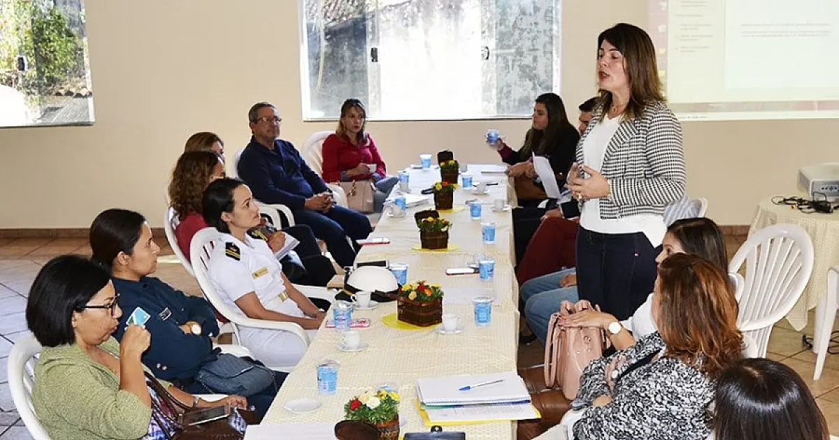 Município discute ações para atendimento a imigrantes em Corumbá