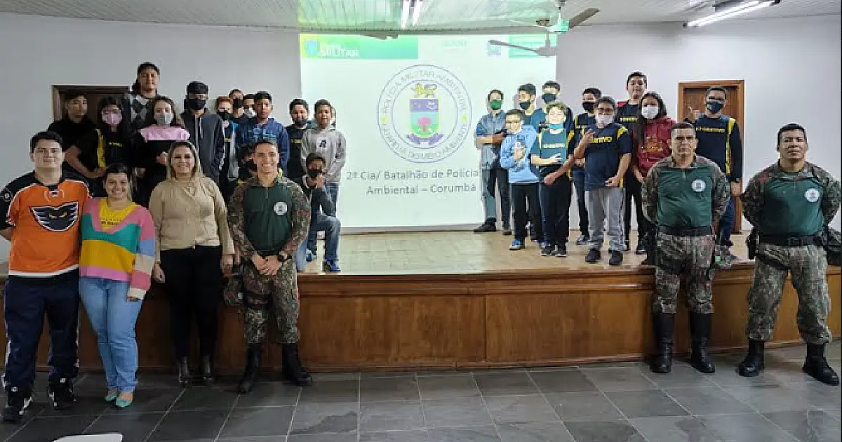 Palestra da PMA orienta estudantes com foco na prevenção de incêndios