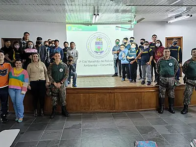 Palestra da PMA orienta estudantes com foco na prevenção de incêndios