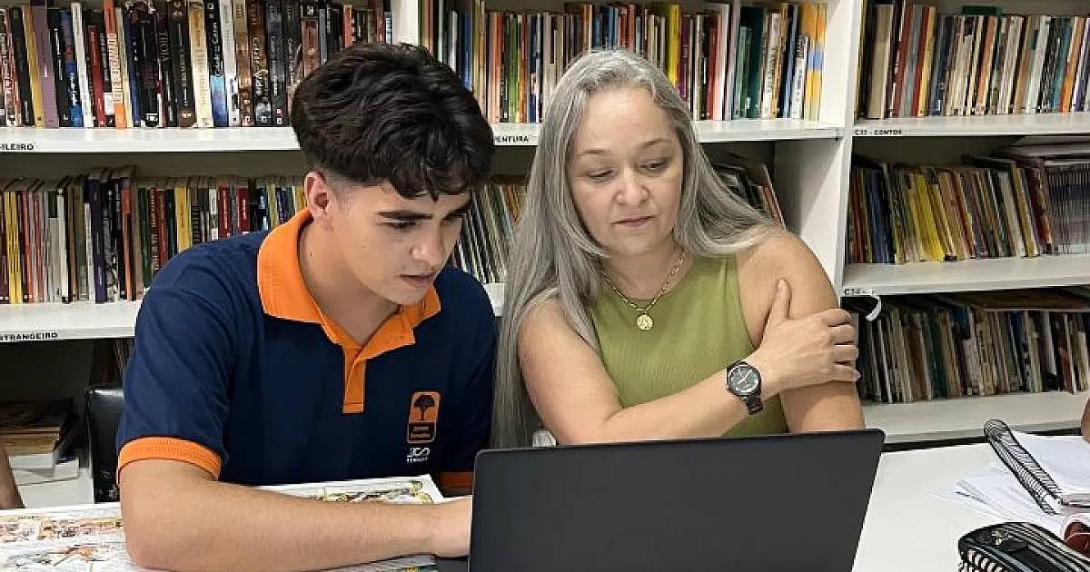Da sala de aula ao Senado Federal: jornada de professora e aluno da Rede Pública de MS inspira