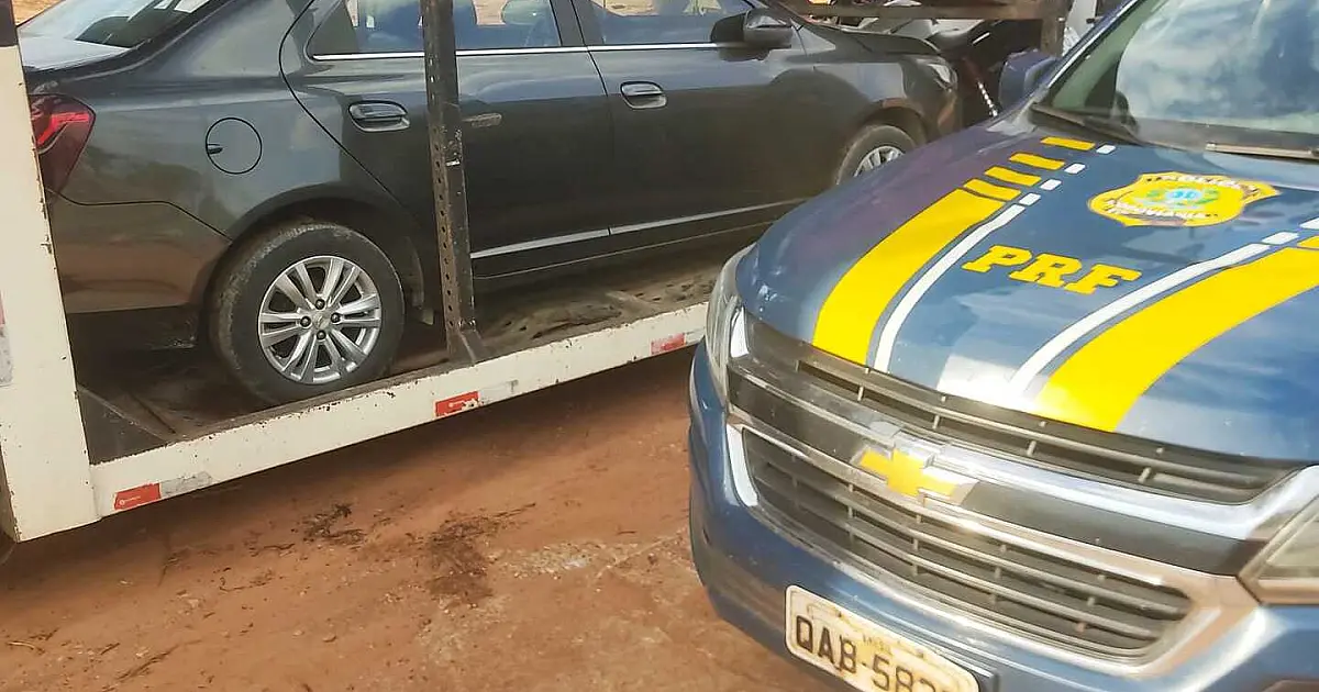 Veículo que era transportado por carreta cegonha é recuperado na BR 262
