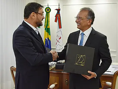 Em visita ao presidente do TJ-MS, Longen destaca canal aberto para diálogo com Judiciário