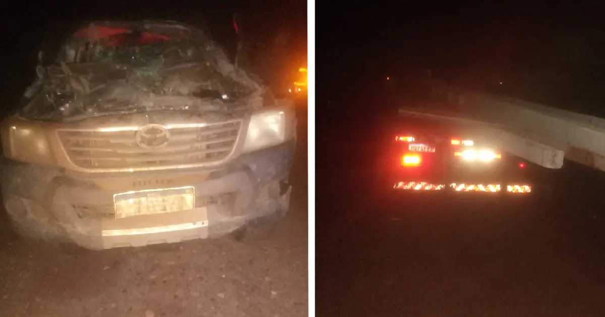 Motorista colide na traseira de caminhão e fica gravemente ferido