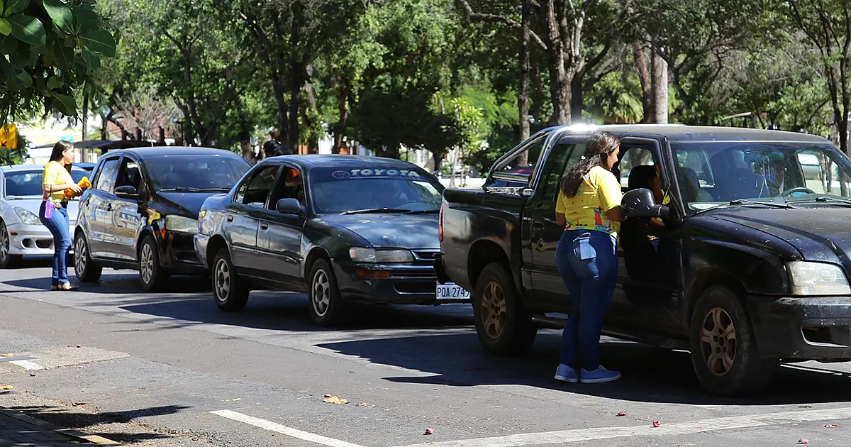 Blitz educativa chama atenção para o Dia de Combate a Exploração Sexual de Crianças e Adolescentes