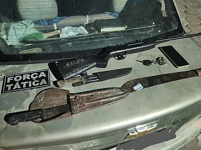 Homem agride esposa e incendeia duas casas da família