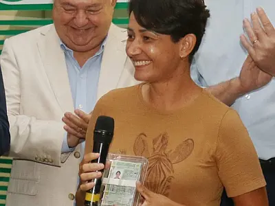 Mulher realiza sonho de infância de dirigir carretas com o Programa MS Qualifica