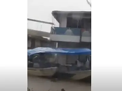 Vídeos mostram os estragos causados por vendaval em Corumbá