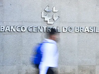 Mercado financeiro eleva projeção do PIB para 2,25% em 2025
