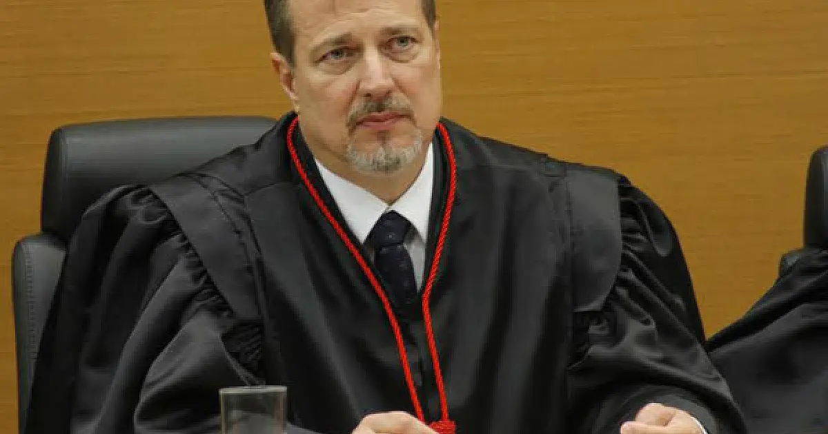 Localiza vai indenizar desembargador em R$ 15 mil por "transtorno" com taxa extra de R$747