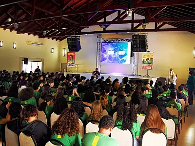Período de inscrição para o projeto Estudantes no Controle termina em 1&ordm; de maio