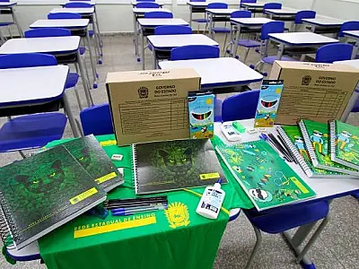 Alunos da Rede Estadual começam a receber o kit escolar no final de fevereiro
