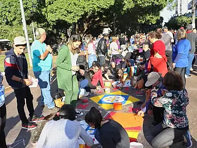 Fies da Capital voltam a fazer os tapetes de Sal; Corumbá suspende a tradição pelo 3&ordm; ano