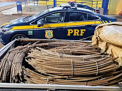 PRF apreende cerca de 700 kg de fios de alumínio e prende irmãos autores do furto