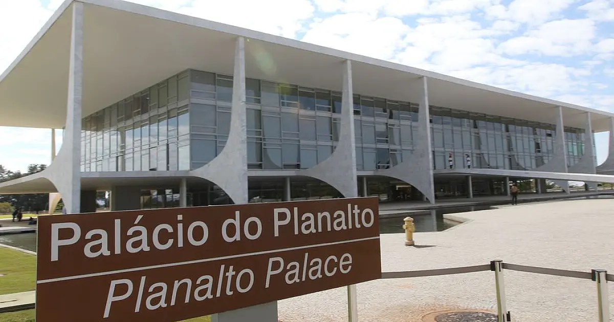 Governo faz primeira reunião ministerial nesta sexta-feira