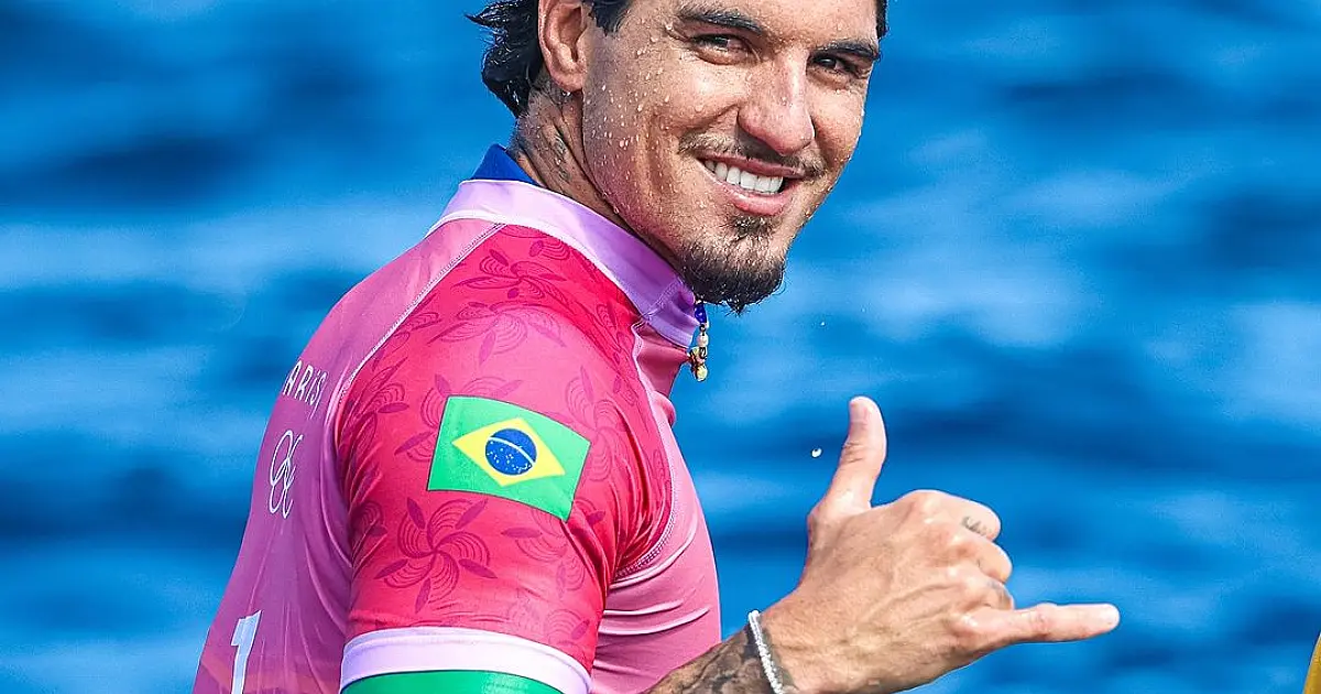 Jogos de Paris: Medina está nas semifinais do surfe