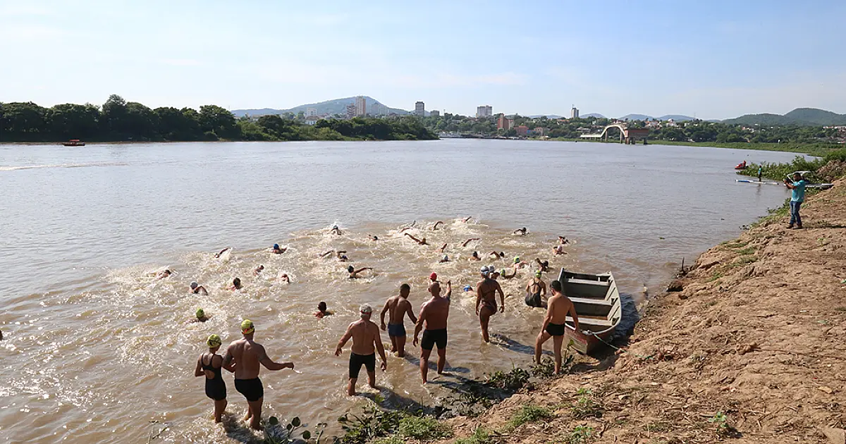 Eco Pantanal Extremo: campeão da Maratona Aquática nadou 5 km em 42 minutos