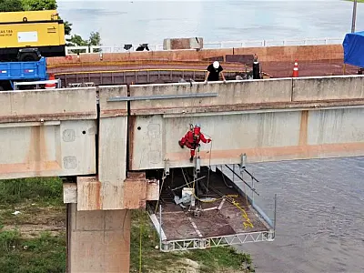 Reparos na ponte sobre o rio Paraguai conta com estrutura de última geração e apoio de alpinistas