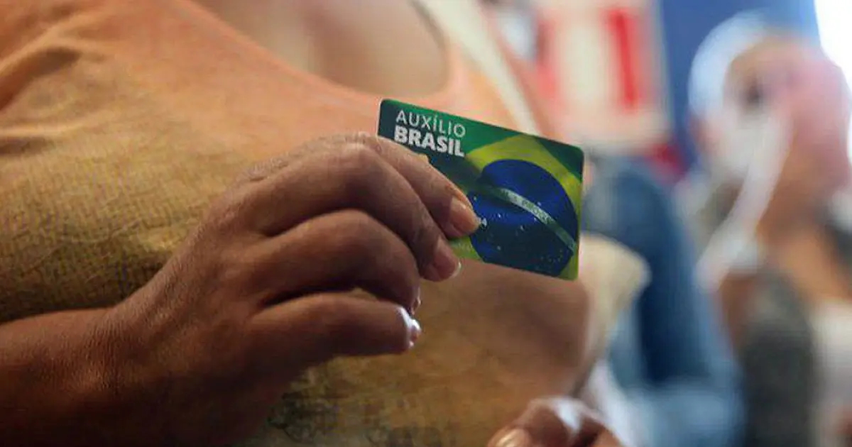 Divulgado calendário de pagamentos do Auxílio Brasil para 2023