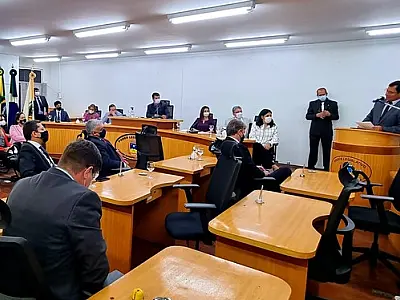 Presidente da Câmara destaca que combater a violência contra mulher é um dever de todos