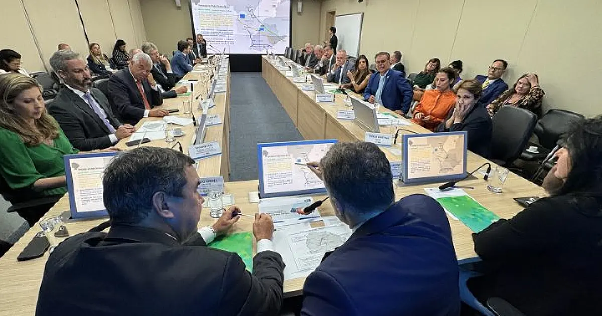 Em Brasília, Governador discutiu investimentos para fortalecer economia e infraestrutura do estado