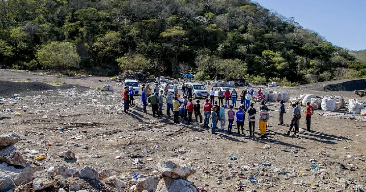 Roda de conversa orienta catadores de recicláveis no combate ao trabalho infantil