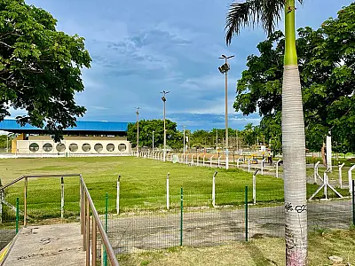 Vereador pede câmeras de segurança e melhor iluminação do Complexo Poliesportivo