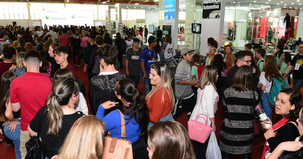 Estudantes do MS participam da maior feira de ciência e tecnologia da América Latina