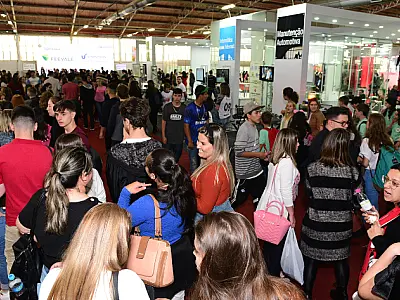 Estudantes do MS participam da maior feira de ciência e tecnologia da América Latina