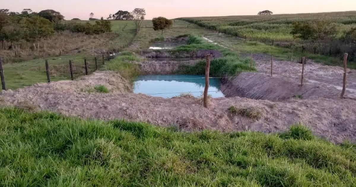 Dono de sítio é multado em R$ 5 mil por construir tanques de piscicultura em área protegida