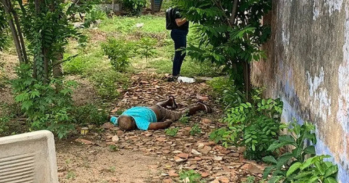 Mulher é presa acusada de matar homem à facadas em Ladário
