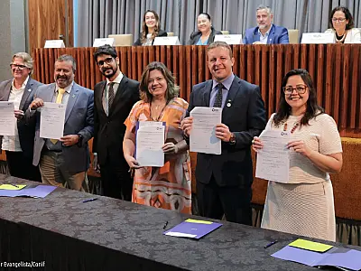 IFMS firma acordo para ter emissora de rádio educativa