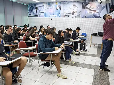 Portaria do MEC estabelece piso salarial dos professores em R$ 4.867