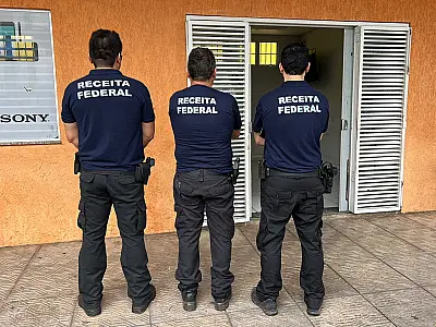 Receita Federal cumpre 2ª batida da semana em lojas do comércio local