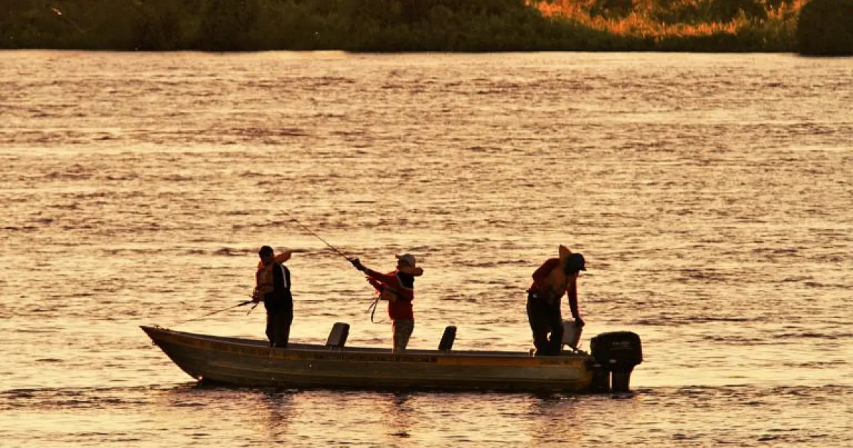 Pescadores enfrentam dificuldades para receber seguro-defeso