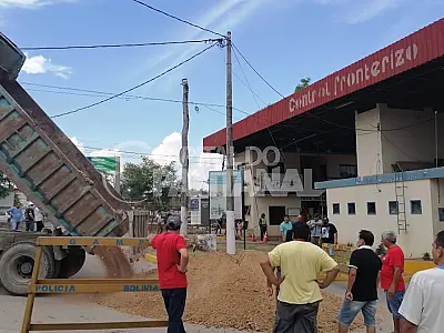 Paro Nacional: travessia entre Brasil e Bolívia só é permitida a pé