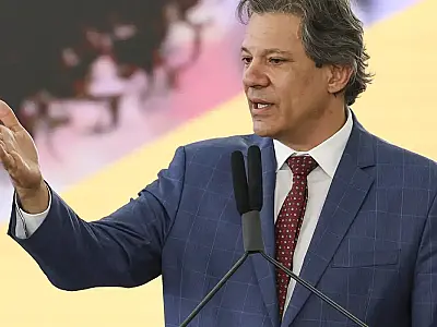 Governo federal adiará um dos projetos da regulamentação da reforma tributária
