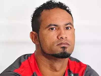 Doze anos depois de crime, Justiça manda goleiro Bruno pagar R$ 650 mil a filho
