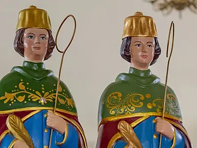 Igrejas e terreiros celebram São Cosme e Damião com homenagens e distribuição de doces