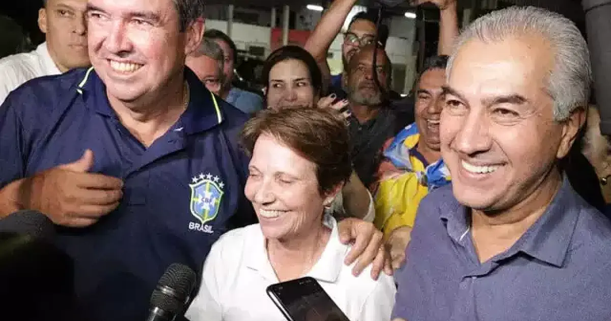 Em festa, Riedel e apoiadores dizem estar confiantes em vitória no segundo turno