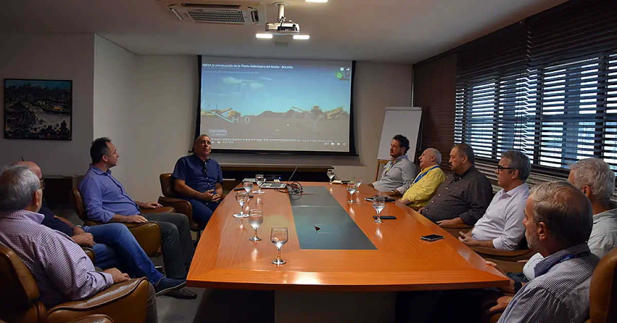 Reunião discute implantação de polo siderúrgico na região de Corumbá