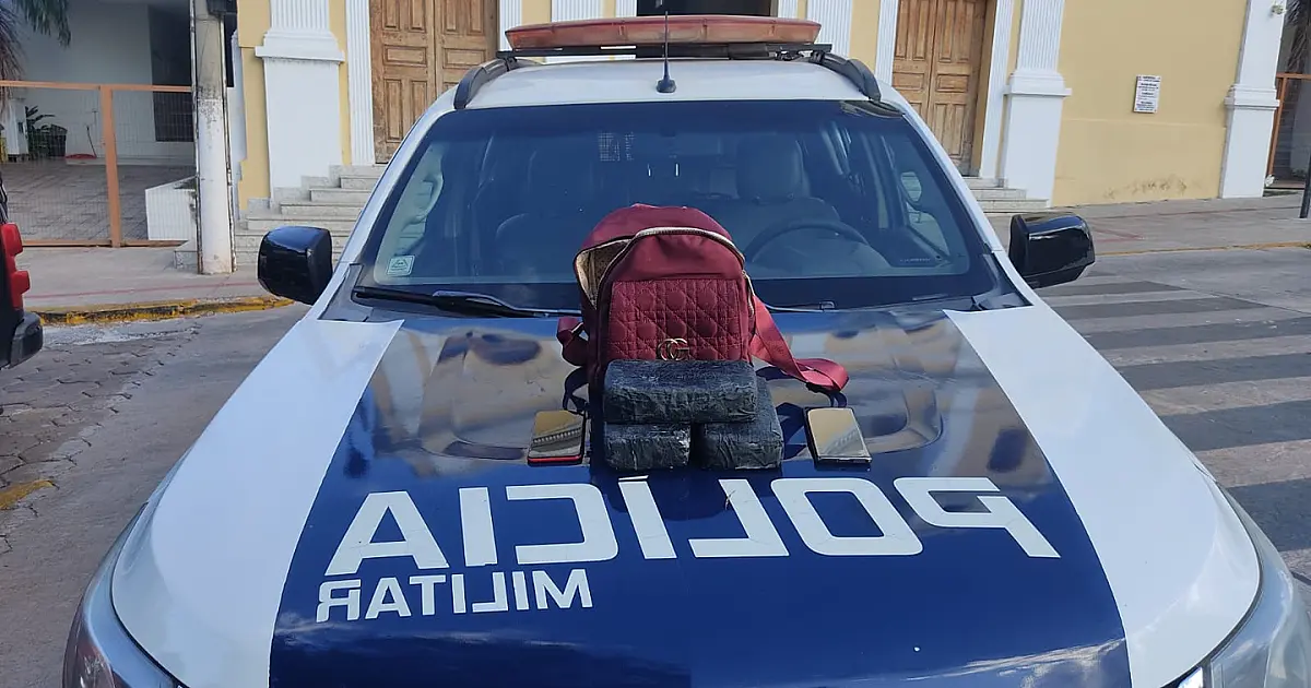 Boliviana presa com pasta base diz ter recebido a droga do marido