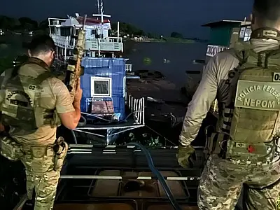 Dois homens são presos por contrabando de combustível em Corumbá